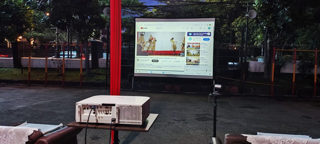 Sewa Proyektor 3600 Lumens - 6200 Lumens di Bandung