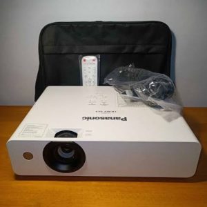 Rental Proyektor 3600 Lumens hingga 6200 Lumens di Jakarta
